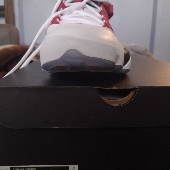 Jordan shoes - Picture 2 of 5